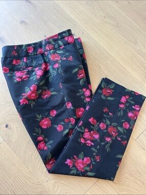 TALBOTS Black Floral Skinny Pants - Rose Print